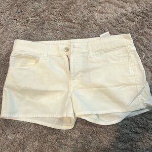 Uniqlo size 10 shorts